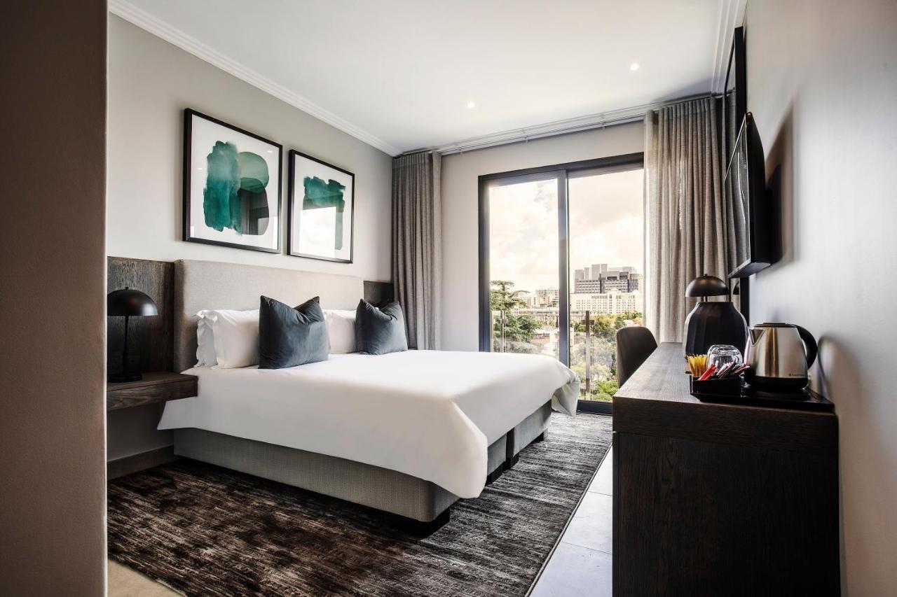 The Catalyst Apartment Hotel By Newmark Johannesburg Bagian luar foto
